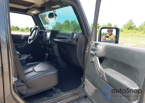 2018 Jeep Wrangler Jk Unlimited Altitude 4X4 z USA, uszkodzony, nr VIN 1C4BJWEG1JL821557